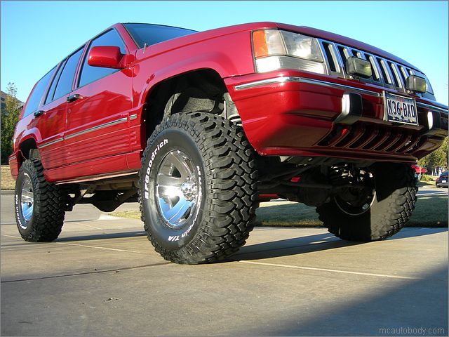 Lifted 1994 Jeep Grand Cherokee ZJ - 3.5 inch plus a 2 inch boost